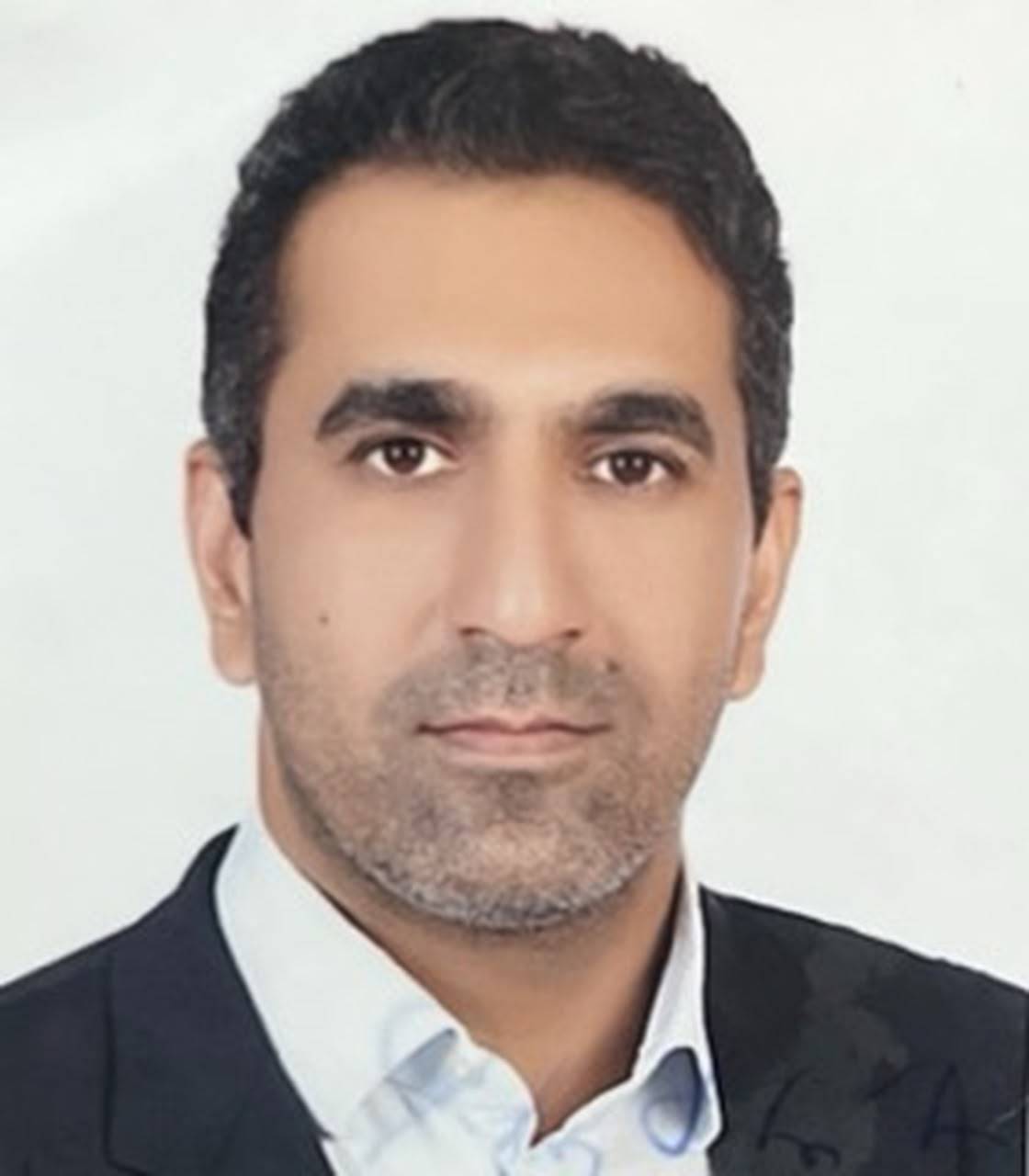 مصطفی خادم 